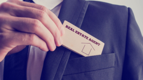 why-real-estate-agents-need-a-license-in-australia